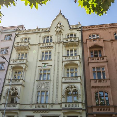 Jiriho Z Podebrad Apartments Prága Kültér fotó