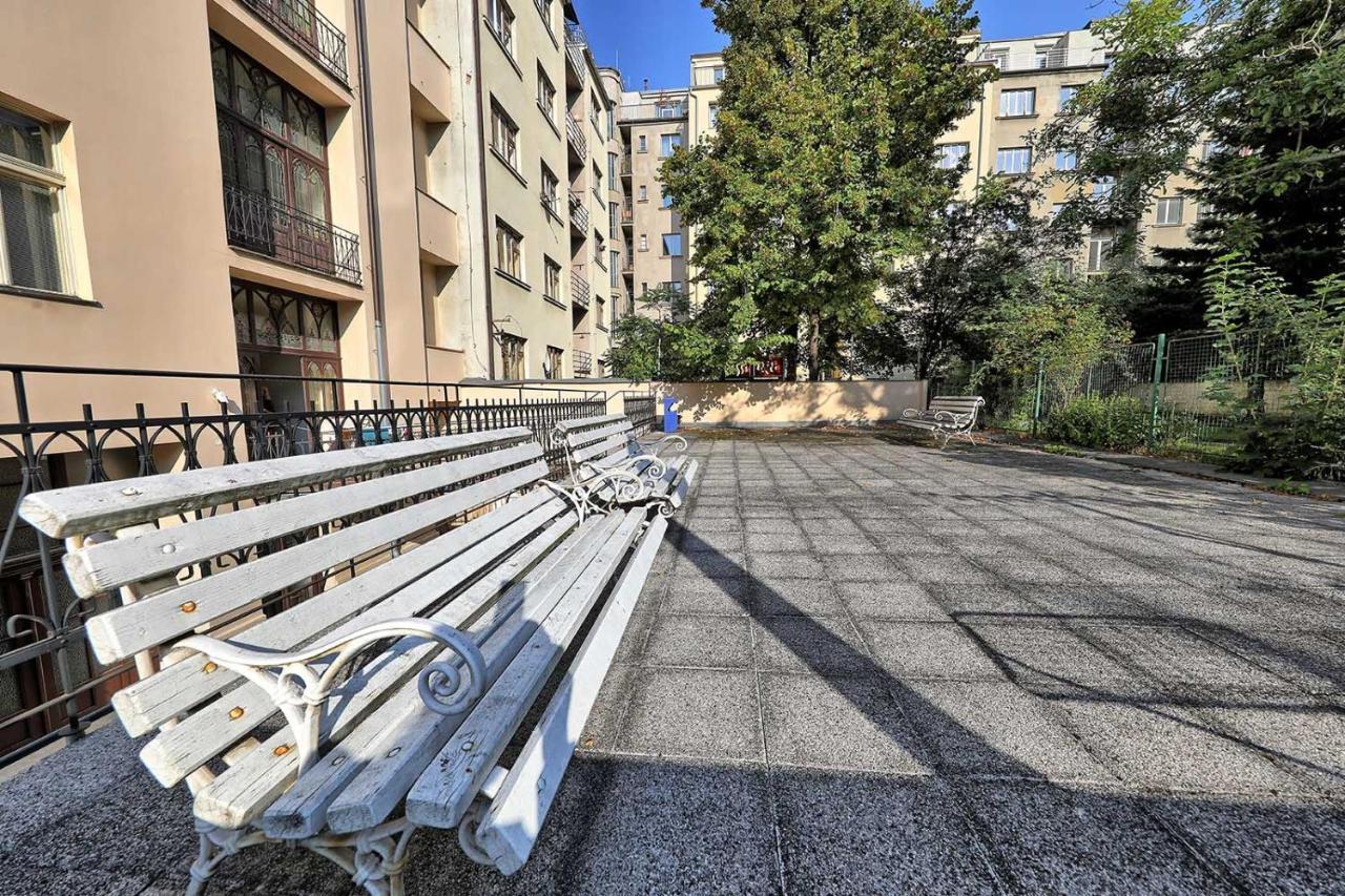Jiriho Z Podebrad Apartments Prága Kültér fotó