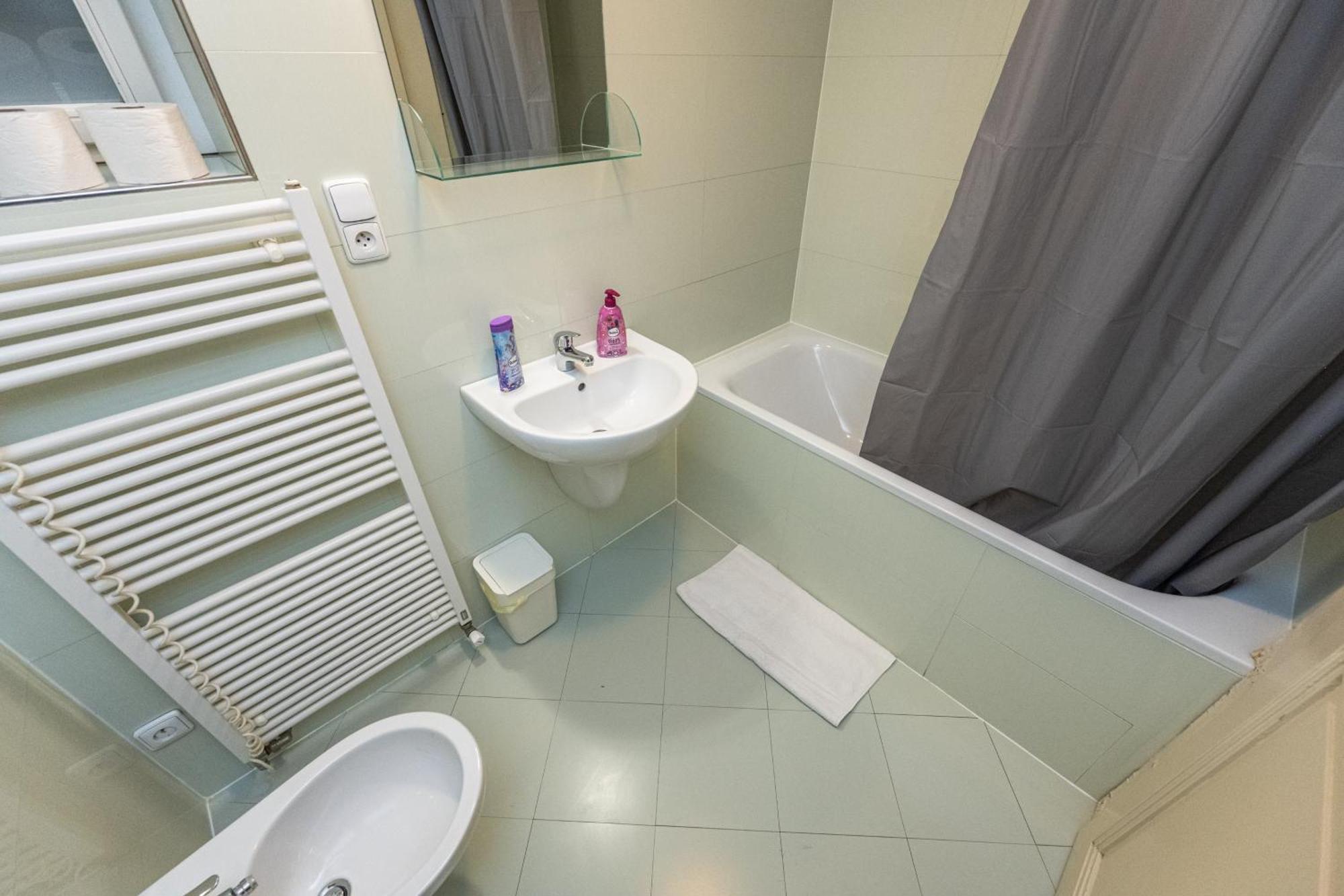 Jiriho Z Podebrad Apartments Prága Kültér fotó