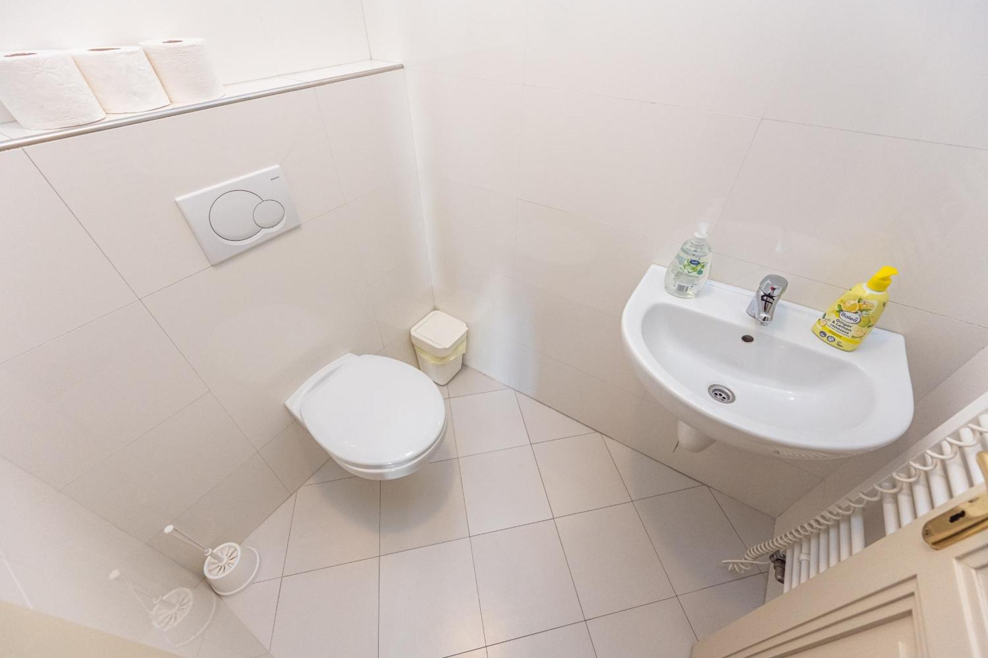 Jiriho Z Podebrad Apartments Prága Kültér fotó