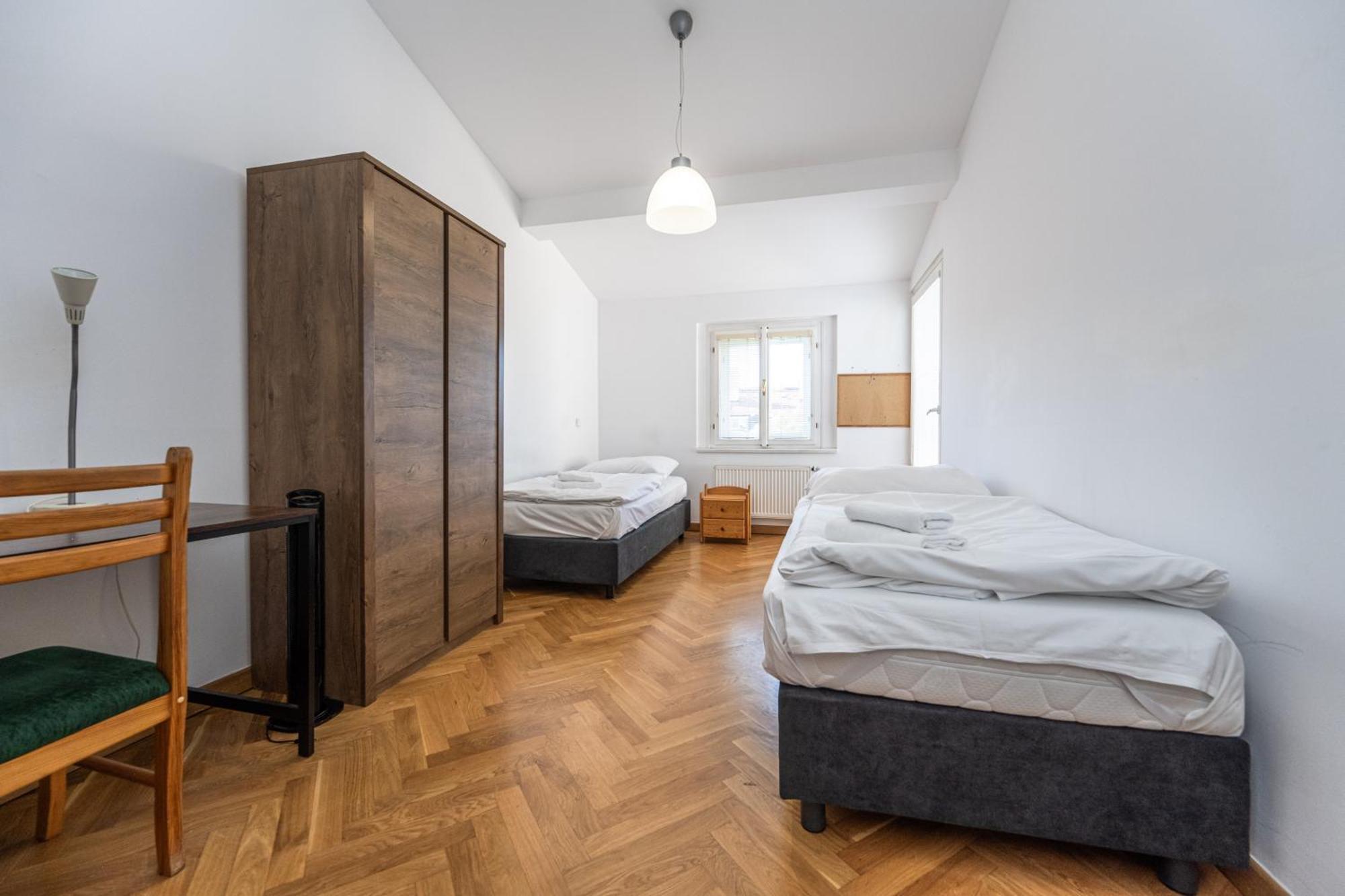 Jiriho Z Podebrad Apartments Prága Kültér fotó