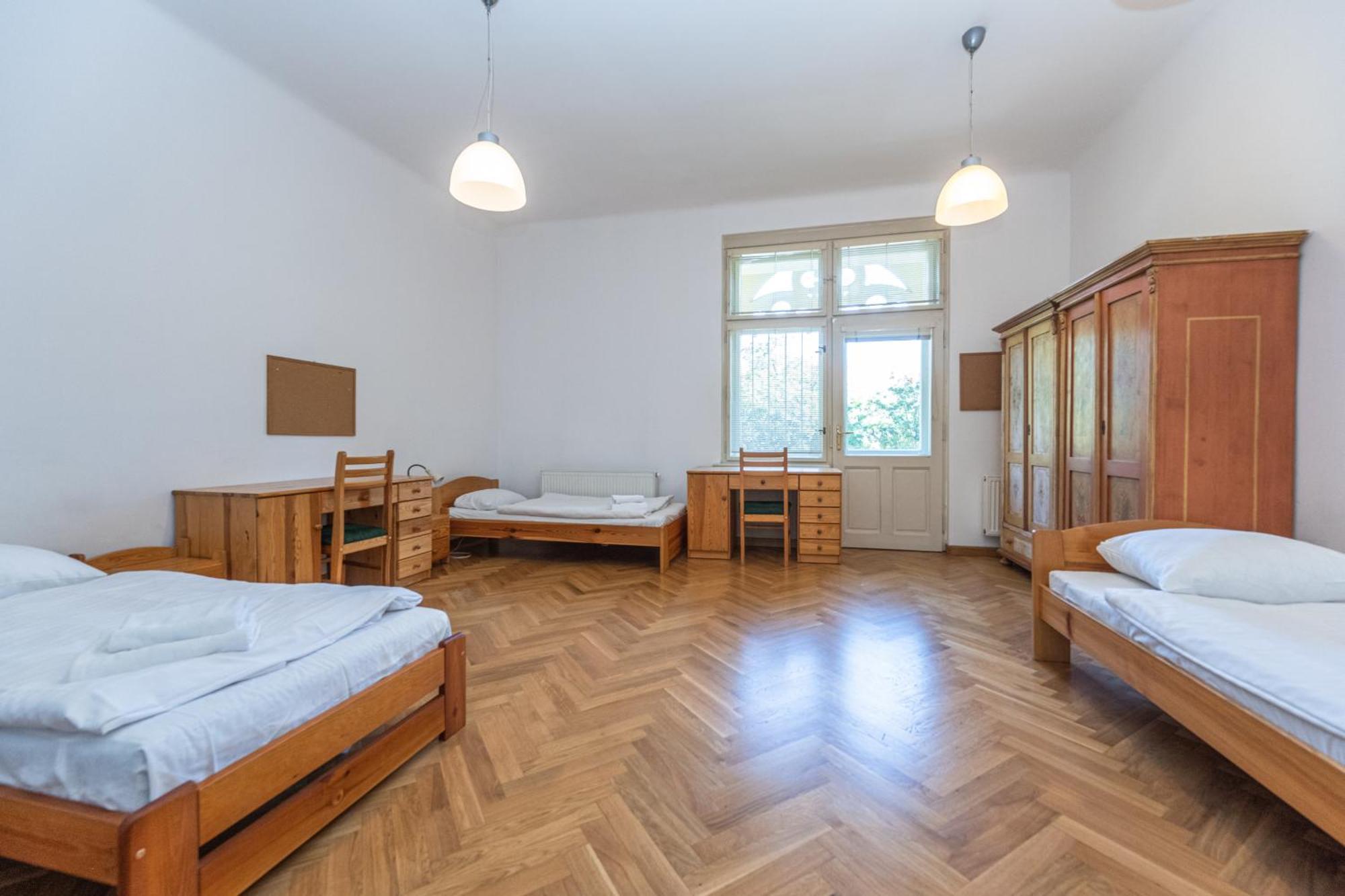 Jiriho Z Podebrad Apartments Prága Kültér fotó