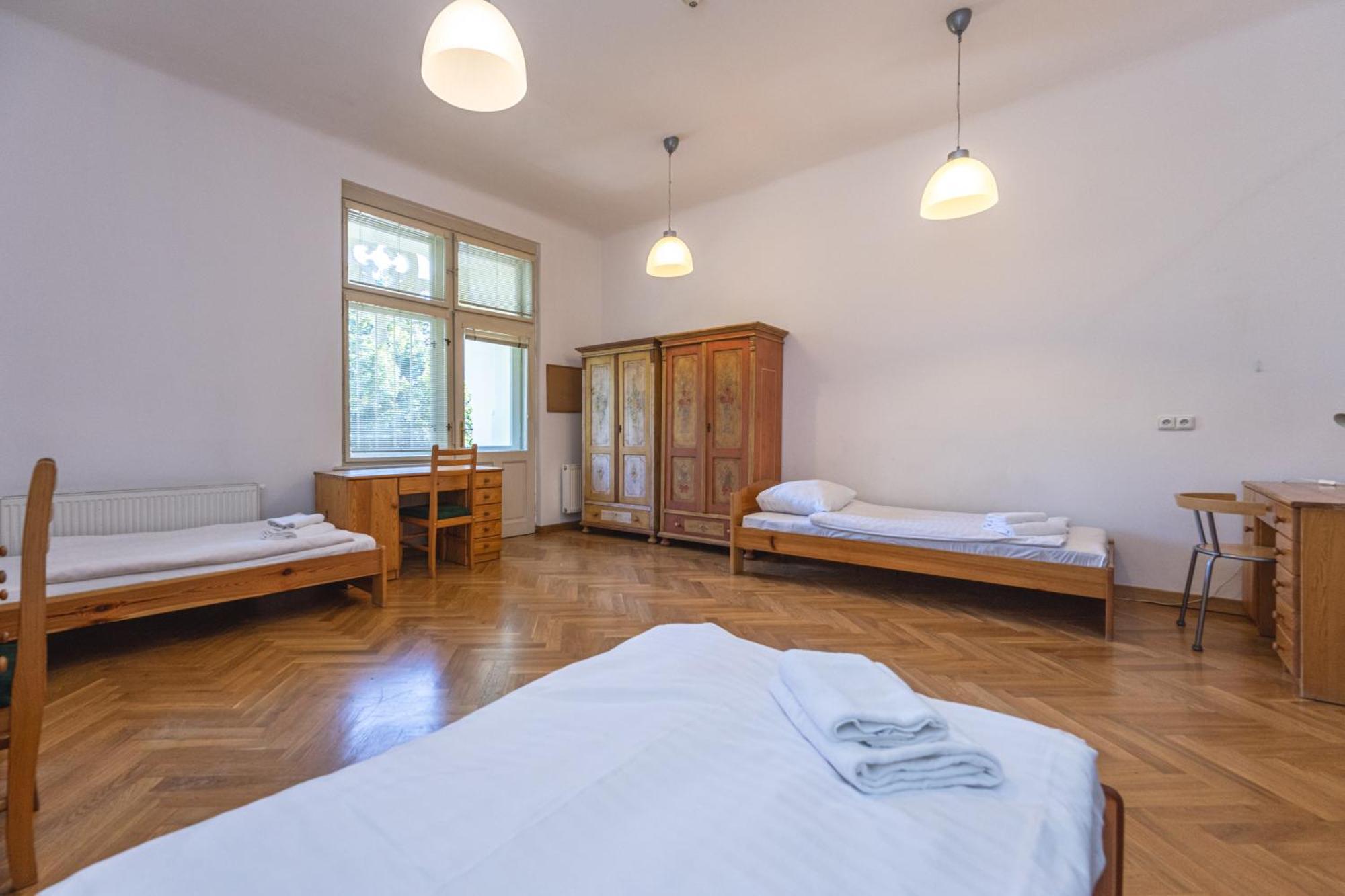 Jiriho Z Podebrad Apartments Prága Kültér fotó